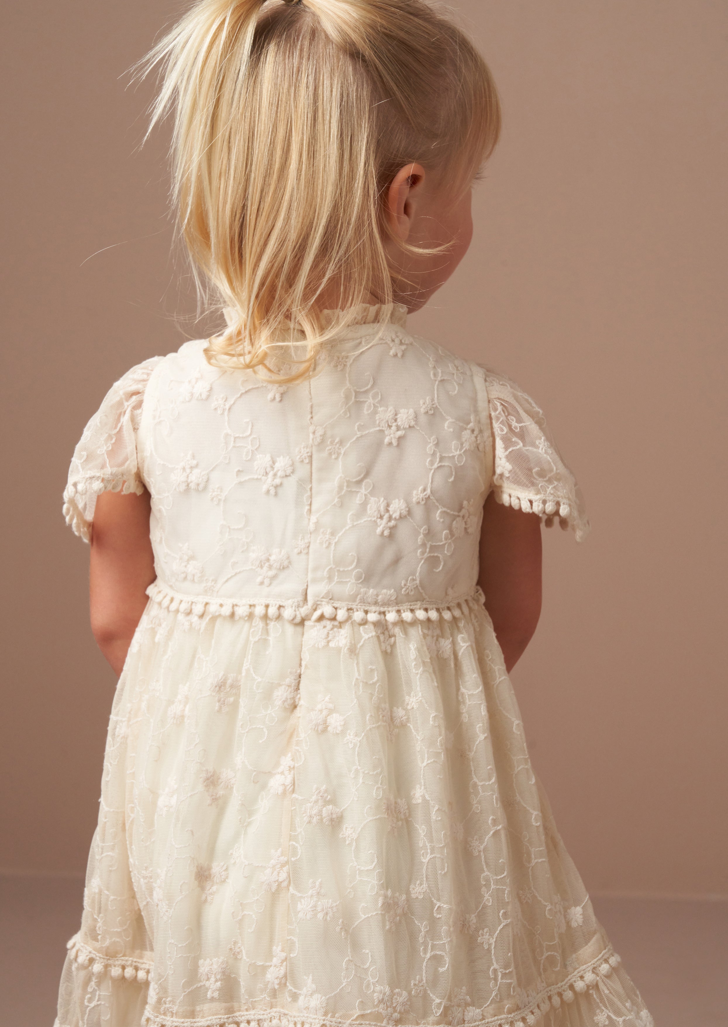 Little girl ivory lace dress online